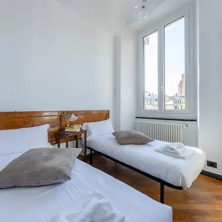 Hintown Casa Dell'alloro In San Donato Apartamento Génova